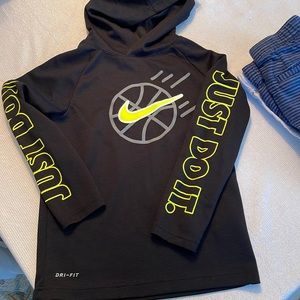 Boys Nike Dri-fit long sleeve hoodie